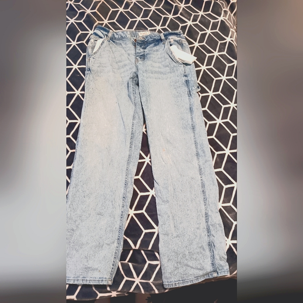 Baggy jeans